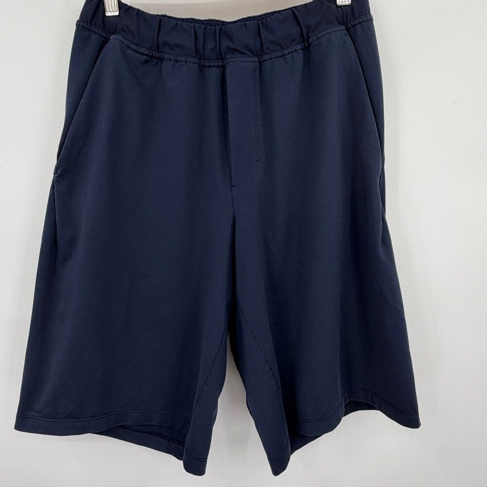 Lululemon Navy Blue Stretch Luxtreme Mesh Fundamental Athletic Shorts Medium